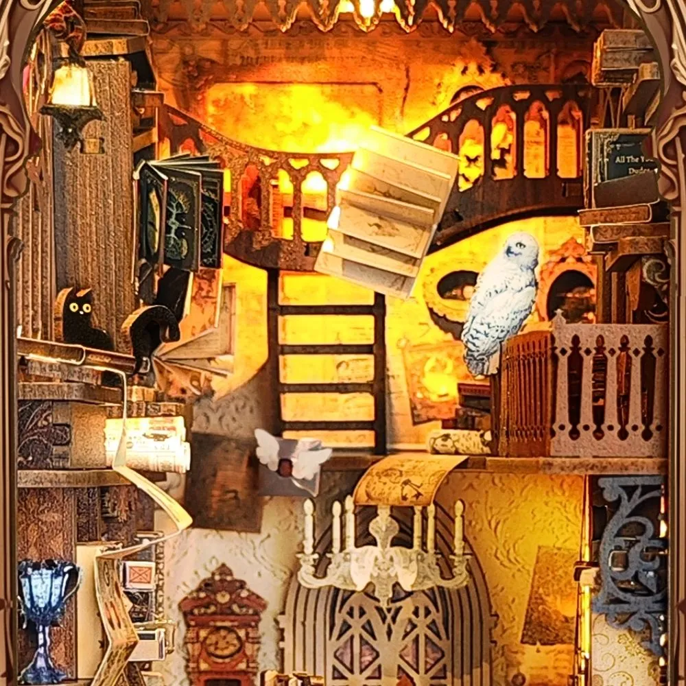Figured'Art Magische Wereld book nook met licht 298 stukjes
