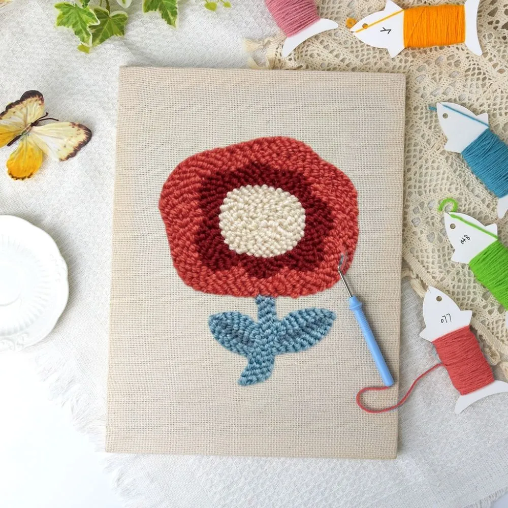 Figured'Art Karmozijnrode Bloei punch needle pakket 20x30cm met frame