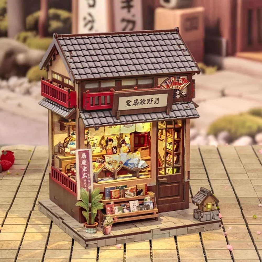 Figured'Art Tsukino Boutique miniatuurhuisje 19x14x14cm met led