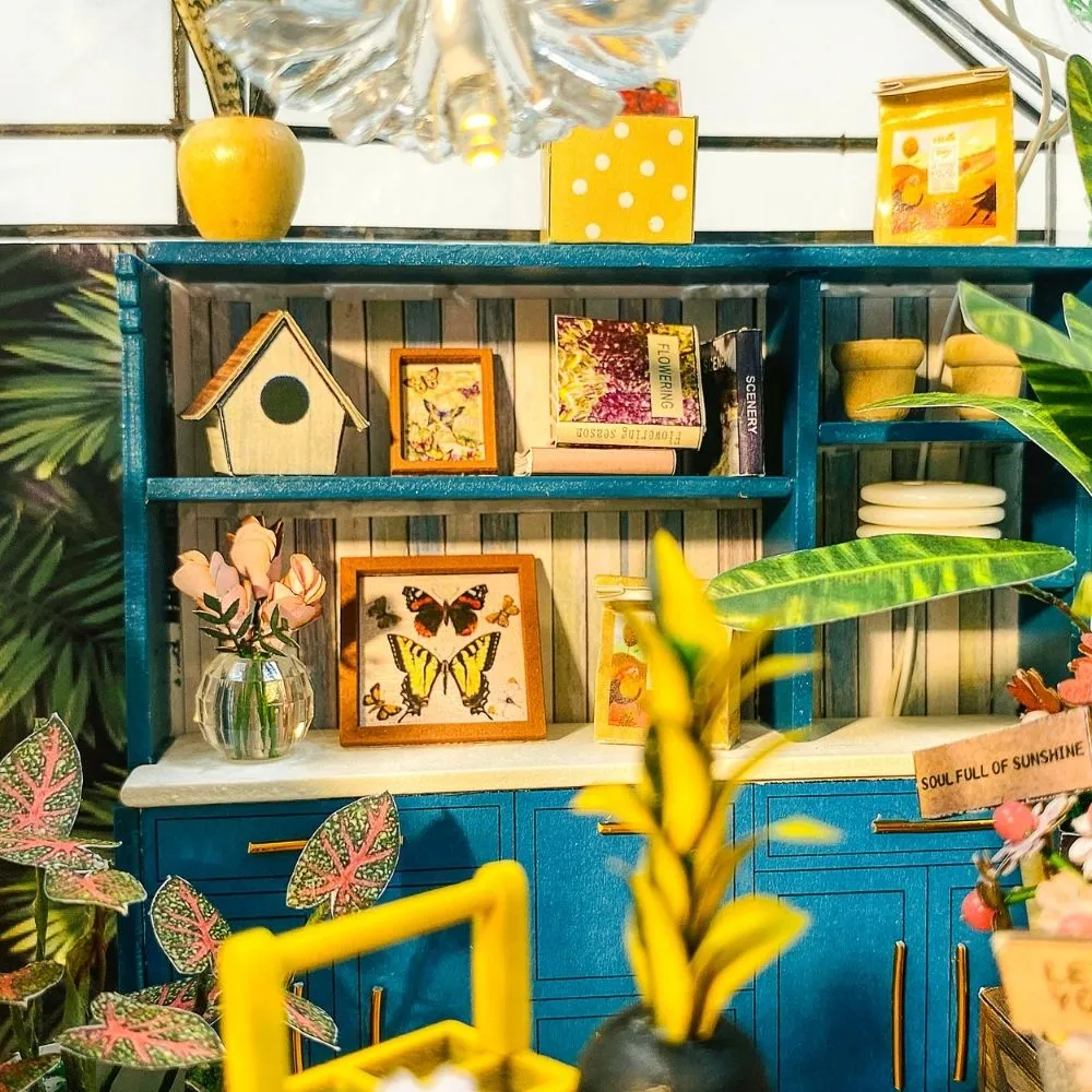 Figured'Art Zonnig Kasje Miniatuurhuisje 152 Stukken met LED