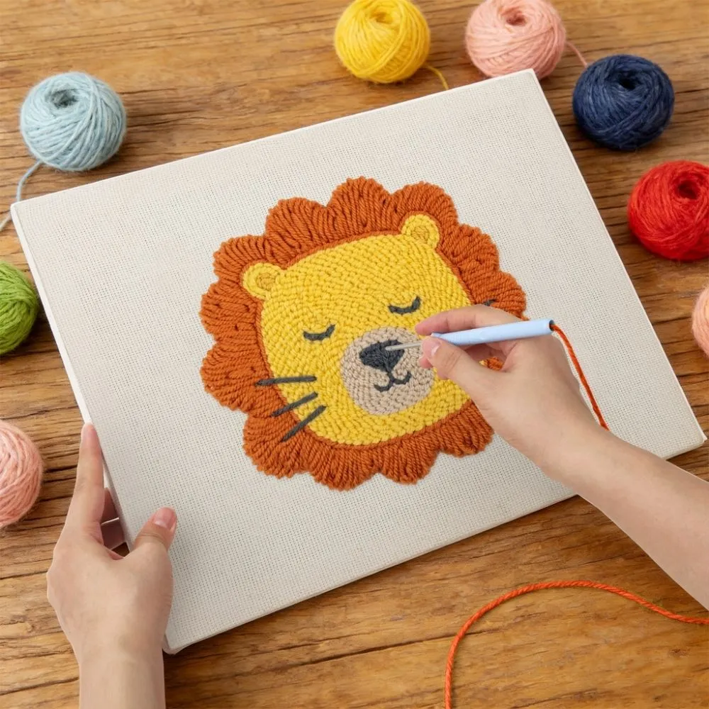 Figured'Art Punch Needle Slapende Leeuw pakket met frame 20x30 cm