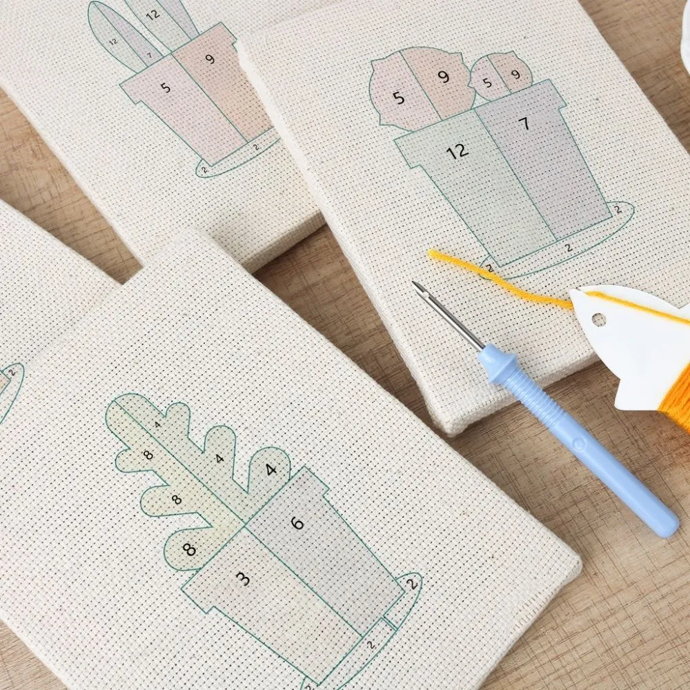 Figured'Art Punch Needle Kleine Vetplanten Potjes 1 set 4 stuks 15x20cm