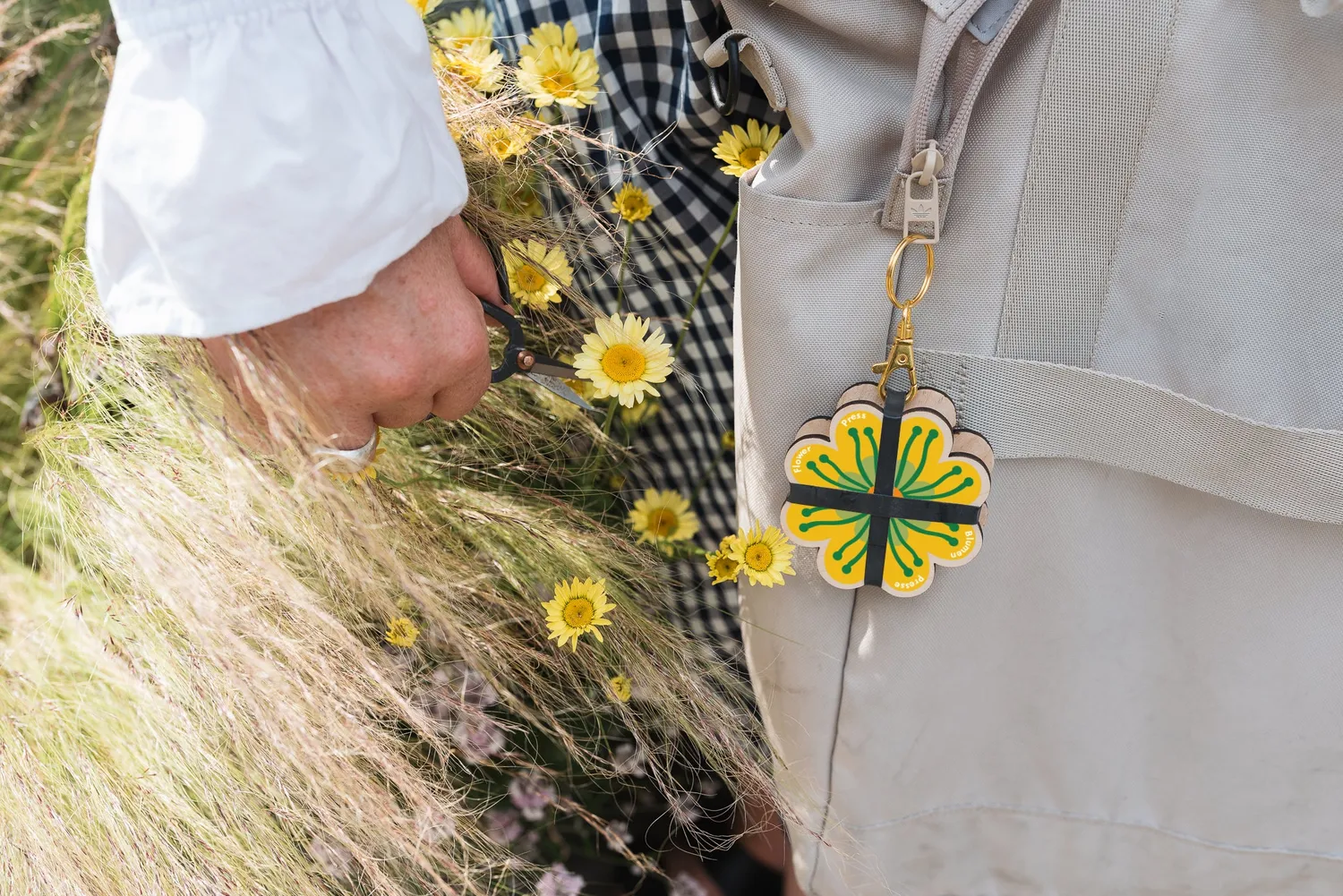 Studio Wald Keyring Flower Press sleutelhanger Yellow 04 mini