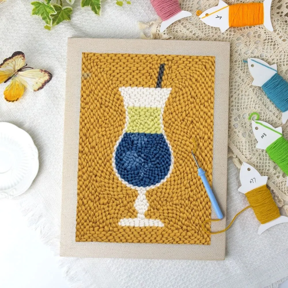 Figured'Art Cocktails 2 punch needle pakket met frame 20x30cm