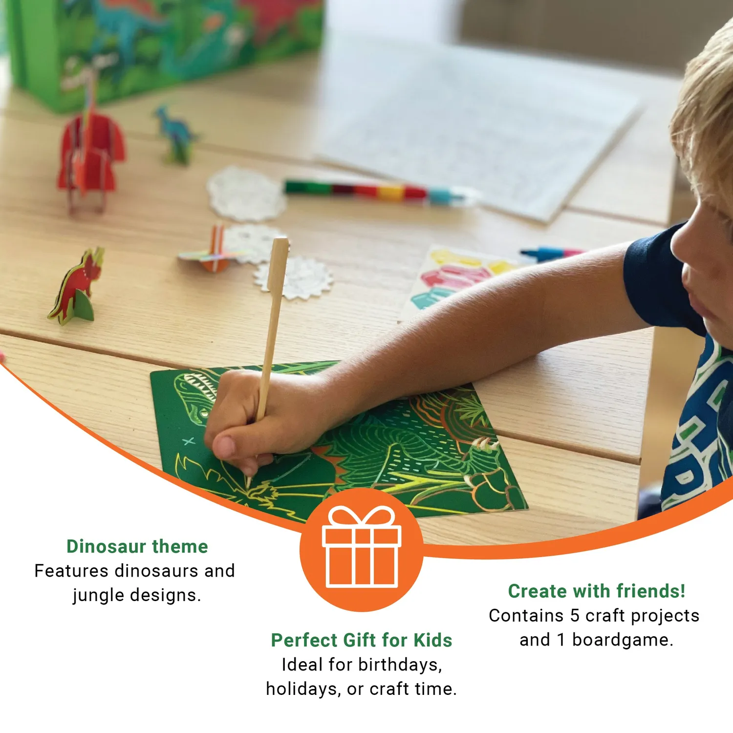 Box Candiy Dino Adventure Activity knutselkoffer