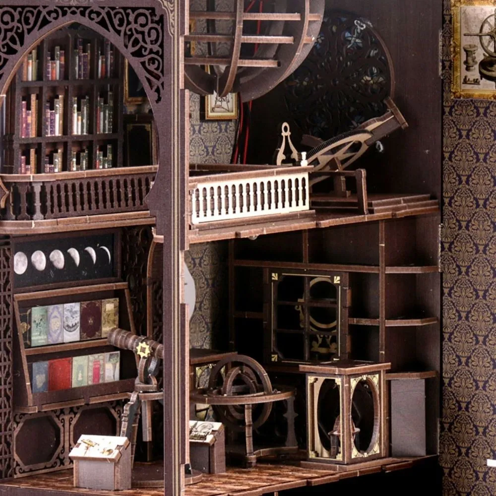 Figured'Art Museum van Astronomie book nook DIY 23x18,5x11cm