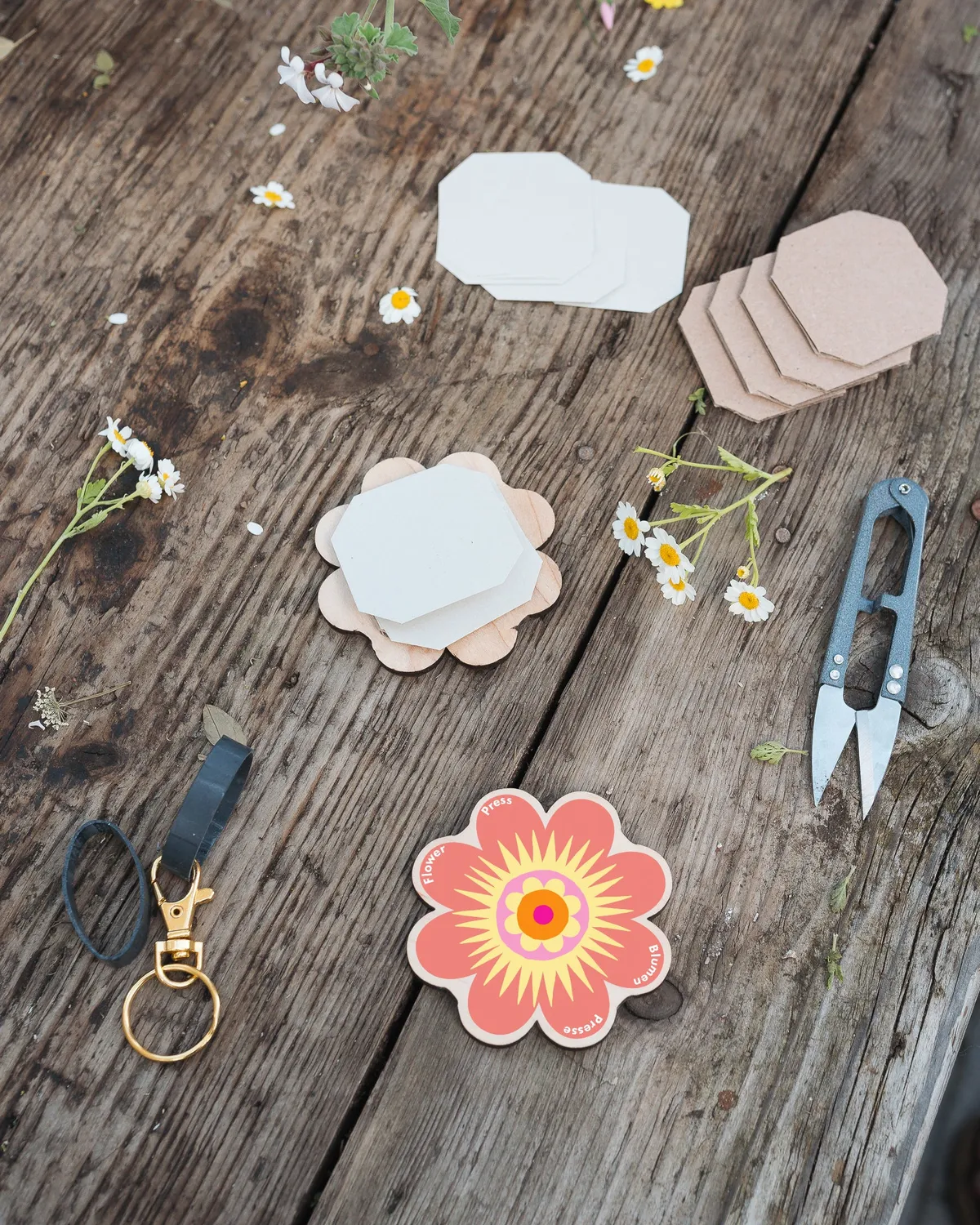 Studio Wald O&P 3 sleutelhanger mini bloemenpers