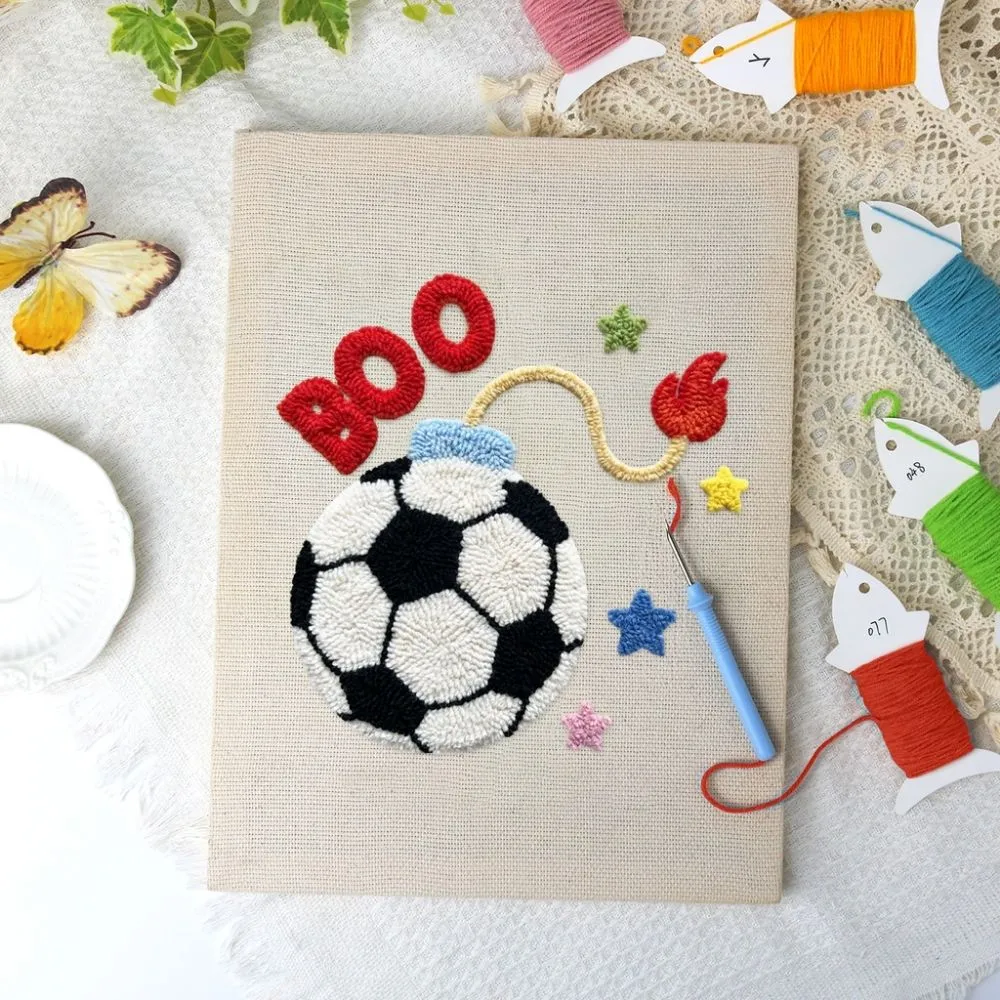 Figured'Art Voetbalsterren punch needle pakket 20x30cm frame