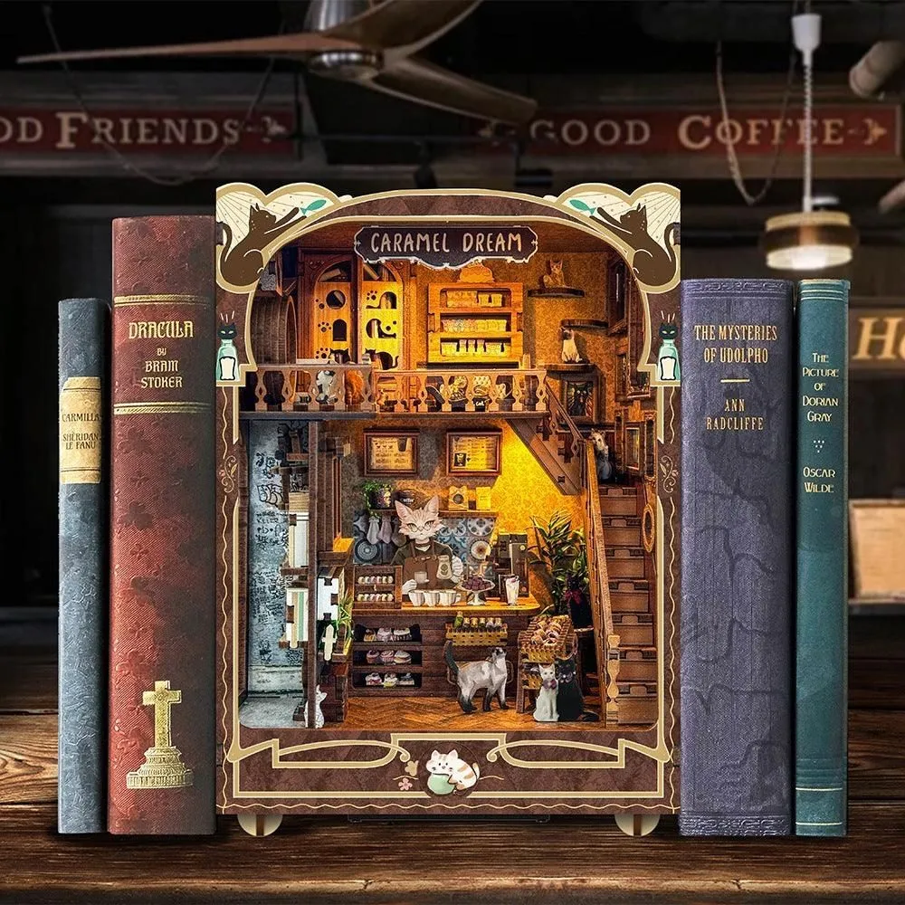 Figured'Art Book Nook Karamel Dromen bouwpakket 330 stuks
