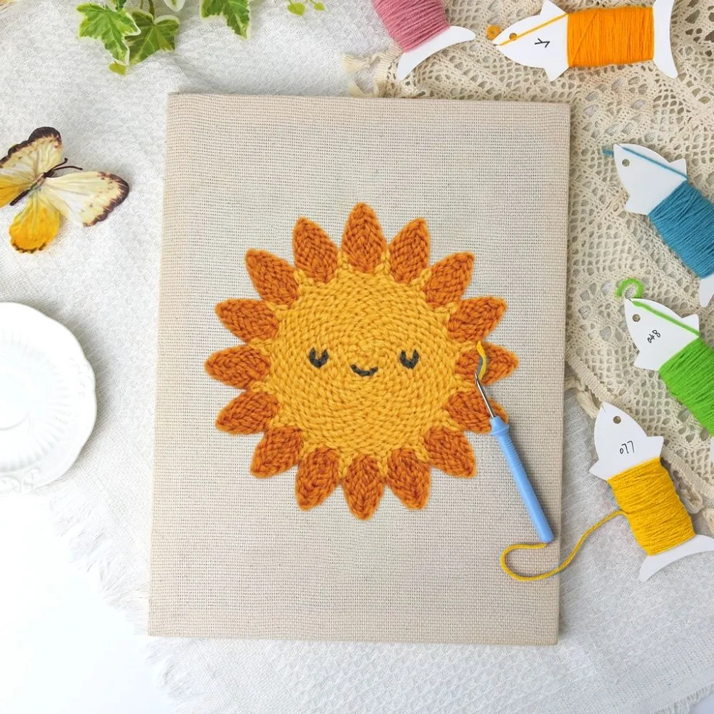 Figured'Art Lachende Zon punch needle pakket met frame zacht garen