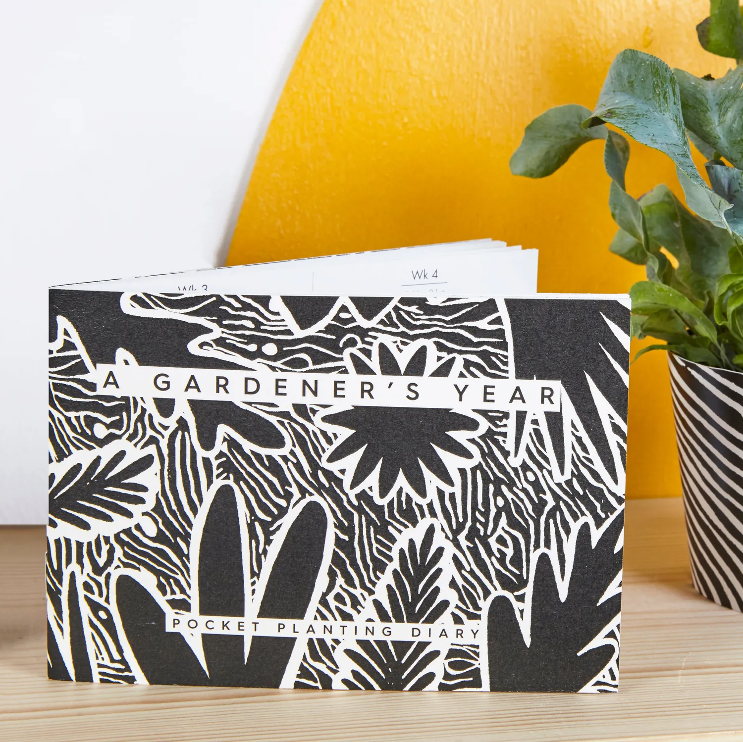 Studio Wald Gardener's Diary tuindagboek zwart A6