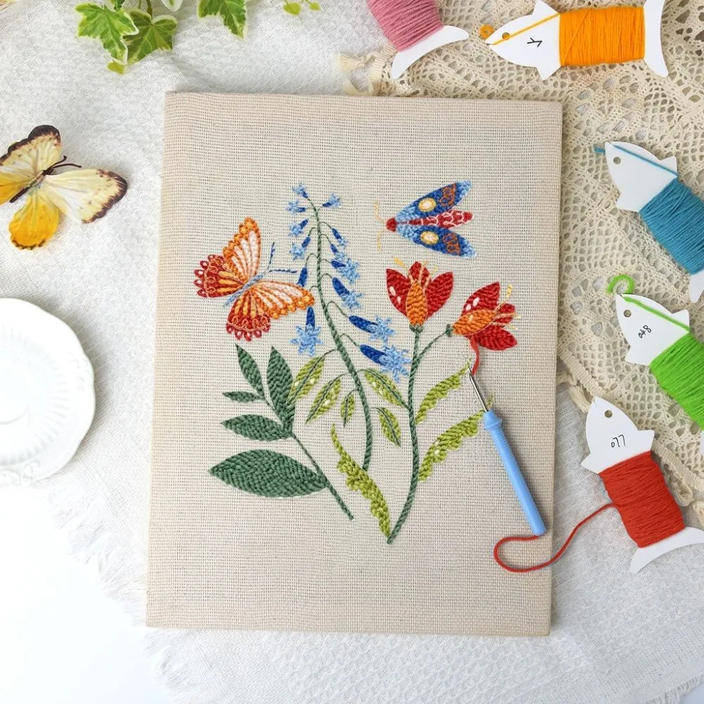 Figured'Art Bloeiende Vlinder punch needle pakket 20x30 cm