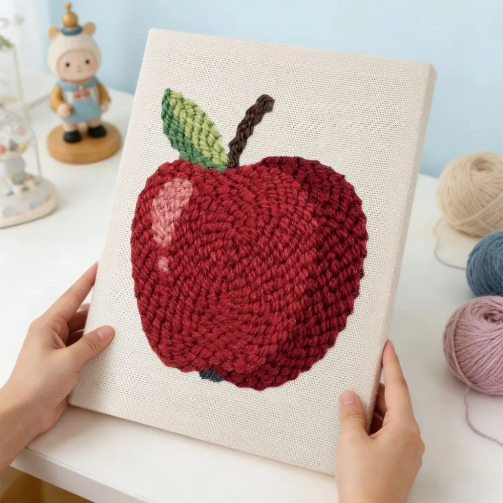 Figured'Art Rode Appel punch needle pakket met frame katoen
