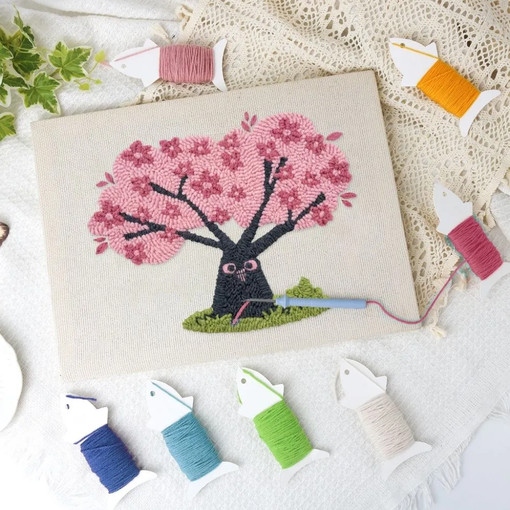 Figured'Art Kersenboom met Uilen punch needle pakket 20x30 met frame
