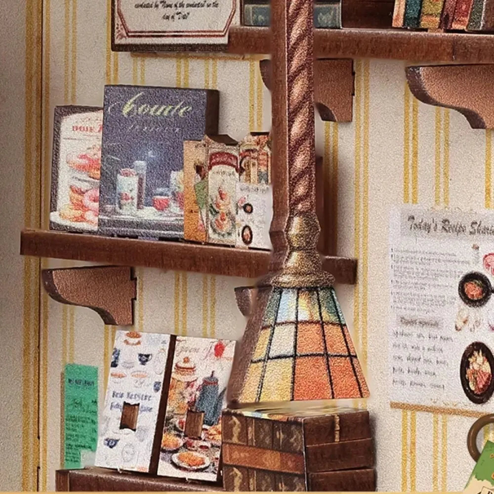 Figured'Art Kookboekenwinkel book nook miniatuur 156-delig
