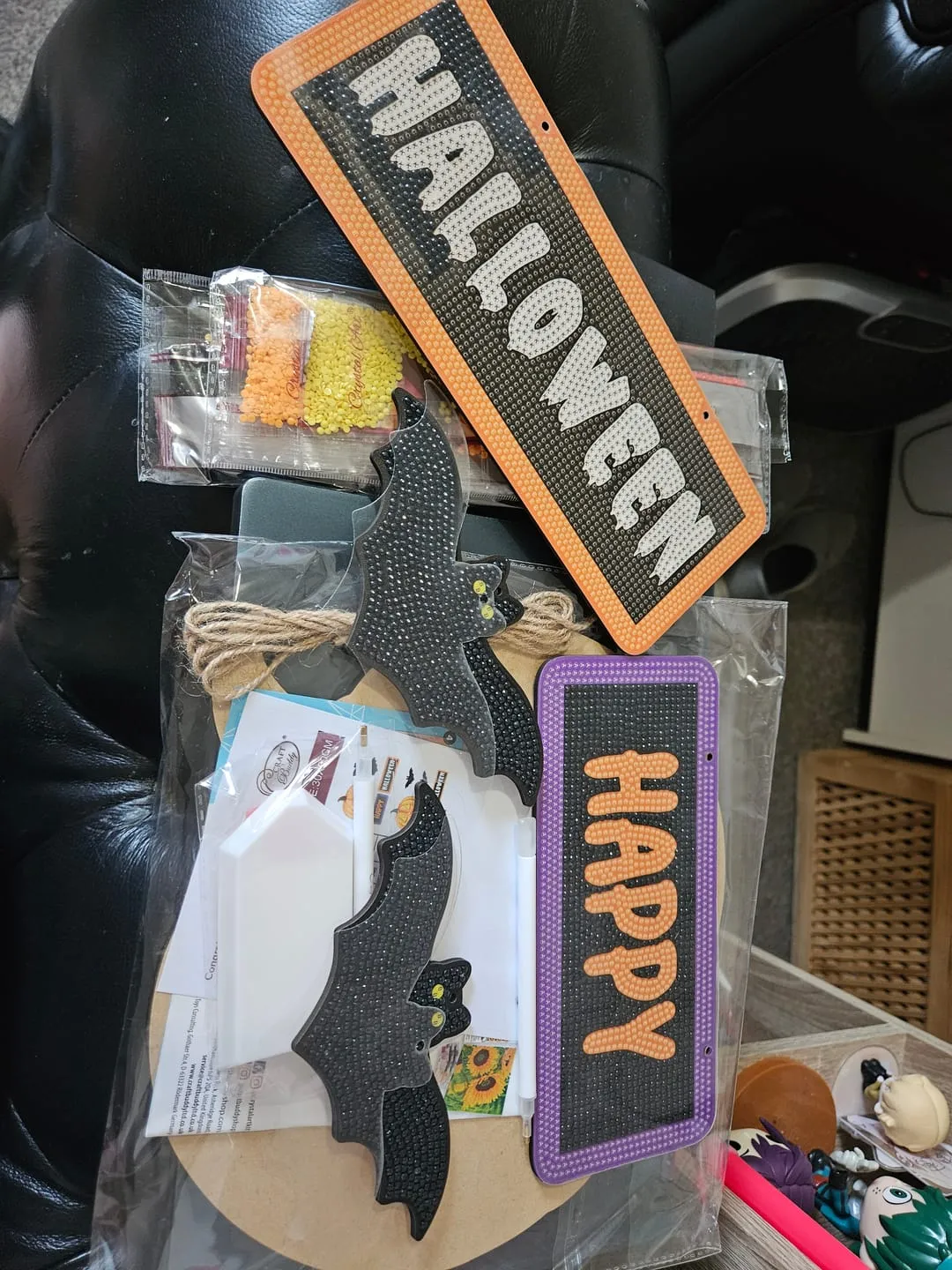 Craft Buddy Happy Halloween diamond painting hanger 30x50 cm