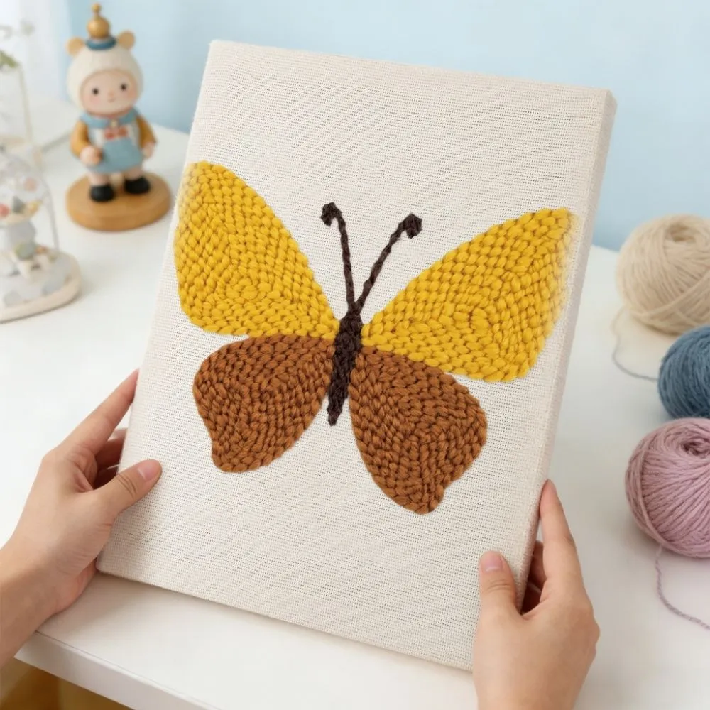 Figured'Art Gouden Vlinder punch needle pakket 30x40 cm