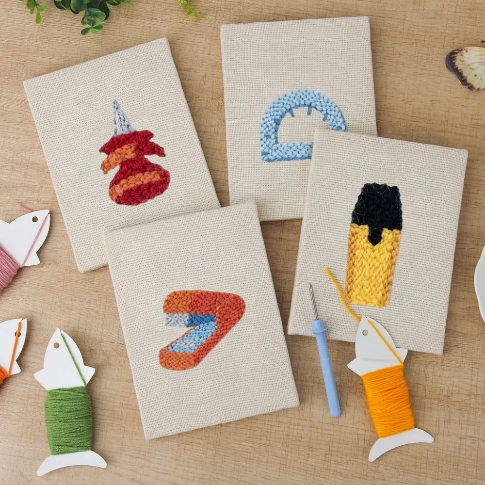Figured'Art Kawaii Schrijfwaren punch needle set 4 stuks 15x20 cm
