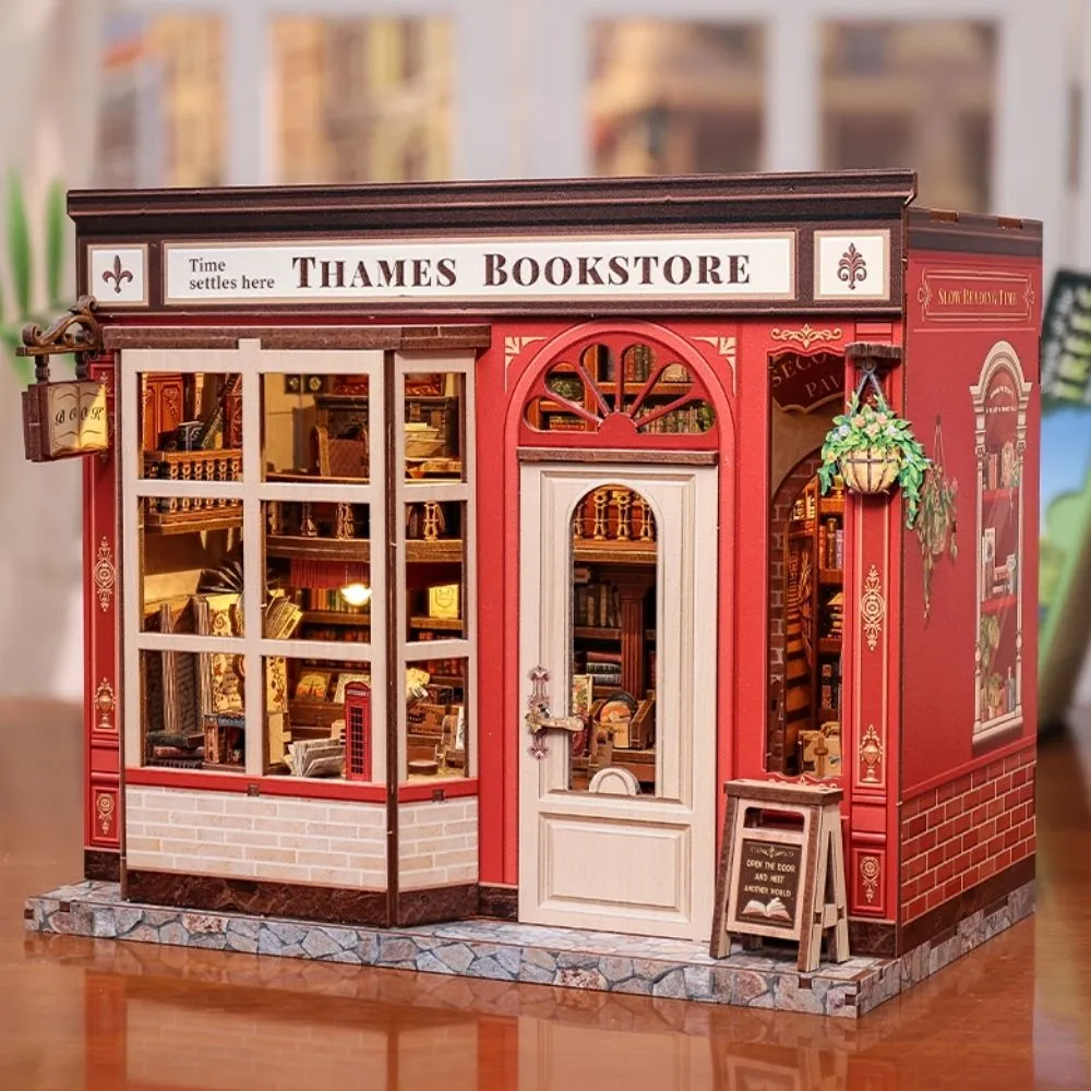 Figured'Art Thames Boekenwinkel miniatuurhuisje met led 343-delig